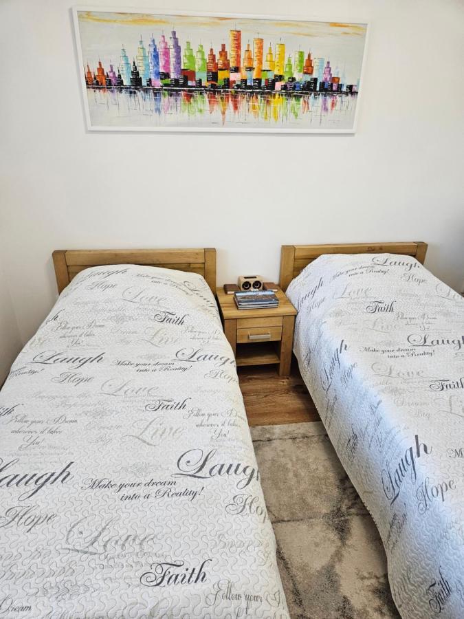 Apartman U Petra Banska Stiavnica Ngoại thất bức ảnh